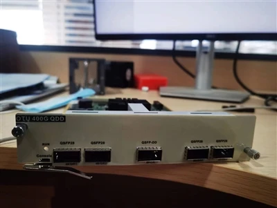 QSFP-DD palīdz paātrināt 400 GbE izvietošanu